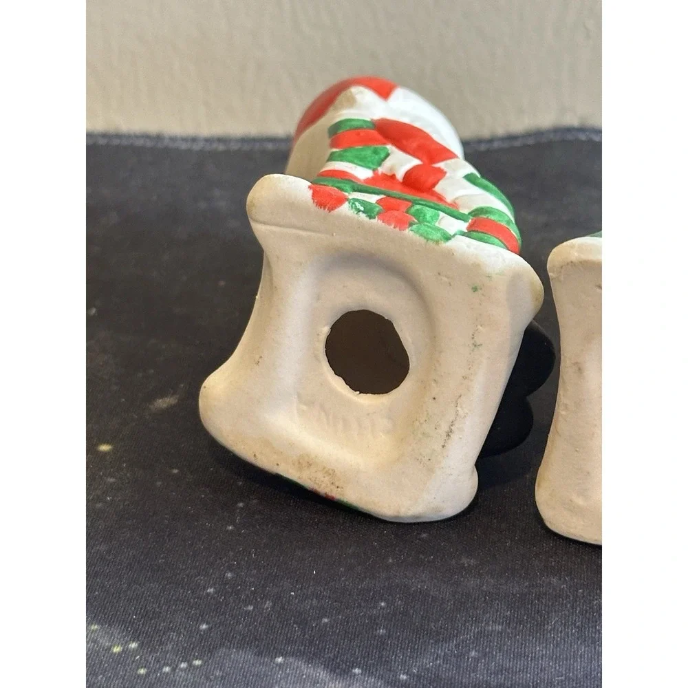 Mr & Mrs Clause Salt &‎ Pepper Shakers